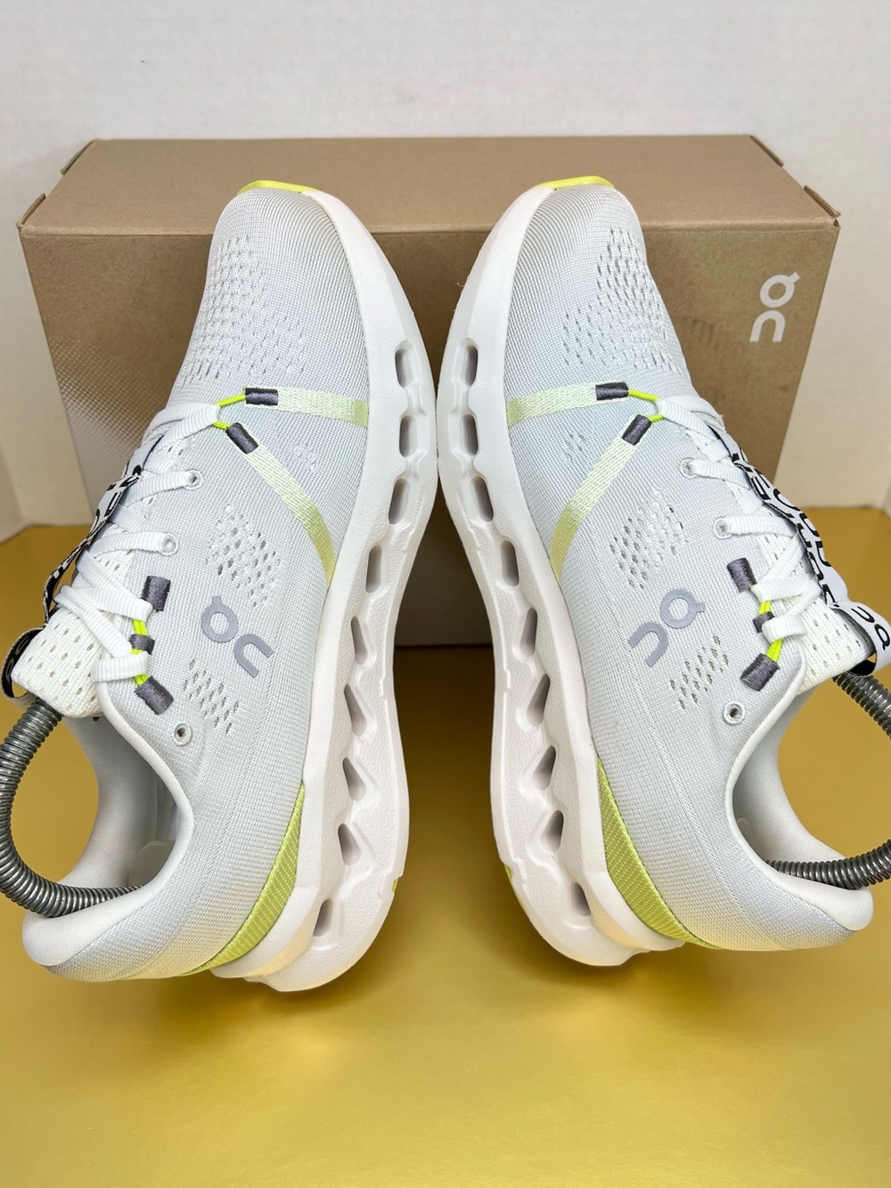 On Running Cloudsurfer Womens Size 8 White/Sand With Box Worn 3x Indoors Only! - Picture 11 of 16